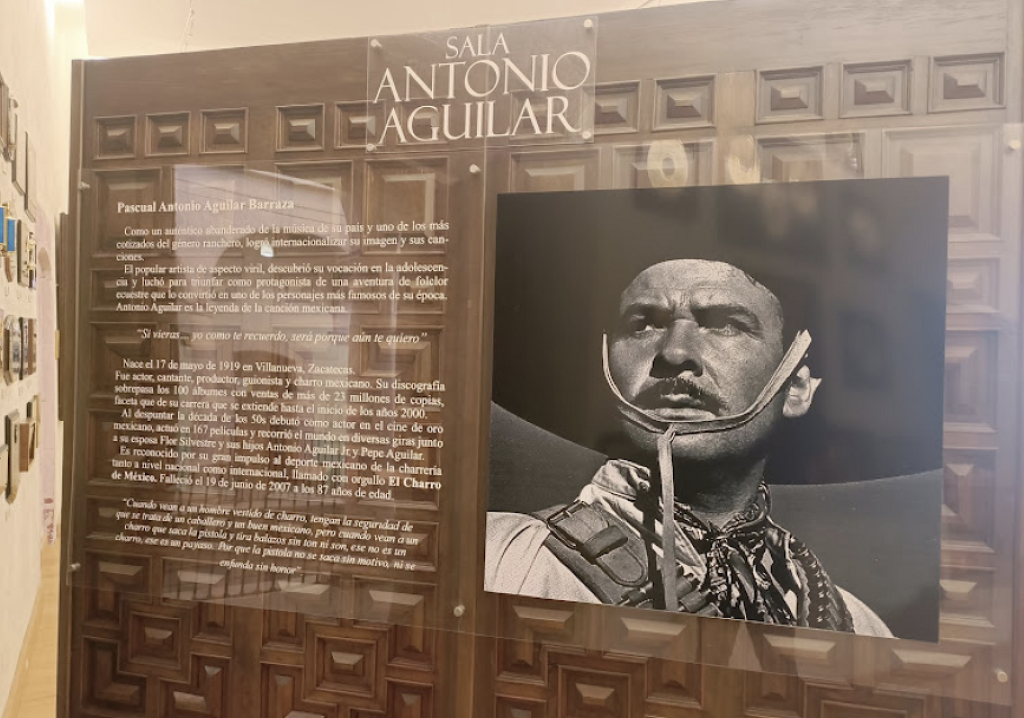 Sala Despacho Antonio Aguilar Barraza-1