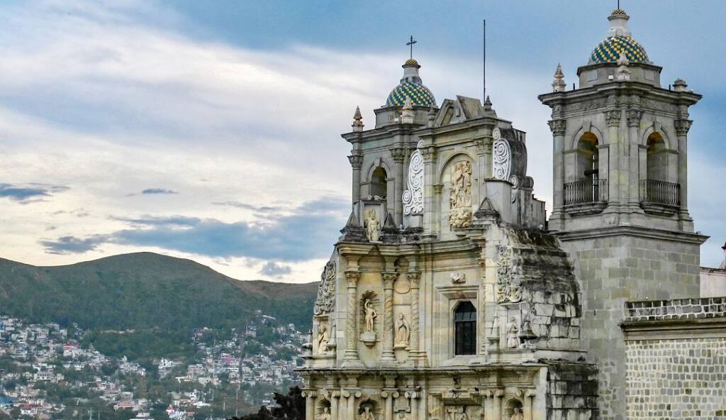 Santuario de Nuestra Señora de la Soledad-0