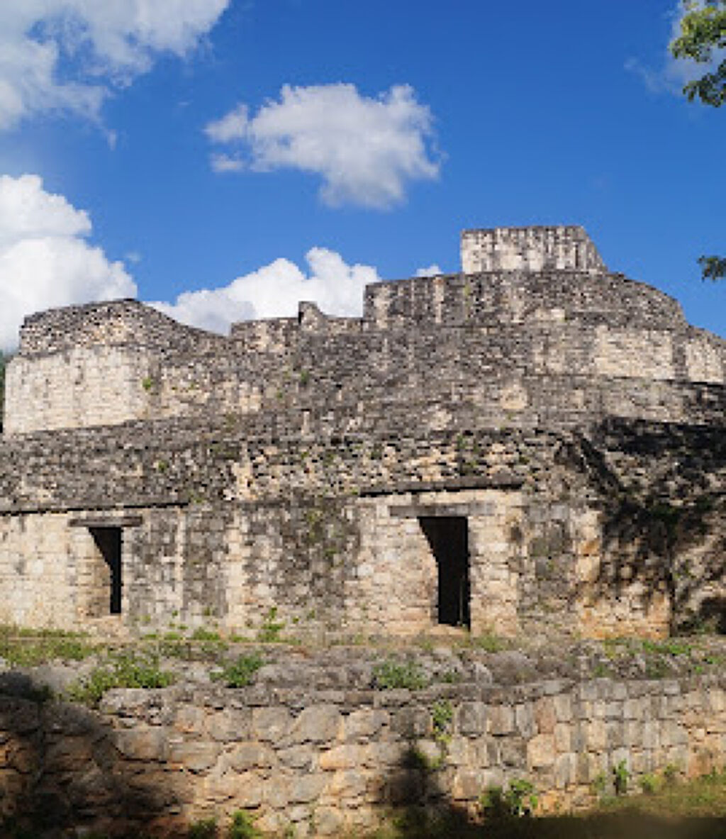 Zona Arqueológica de Ek Balam-1