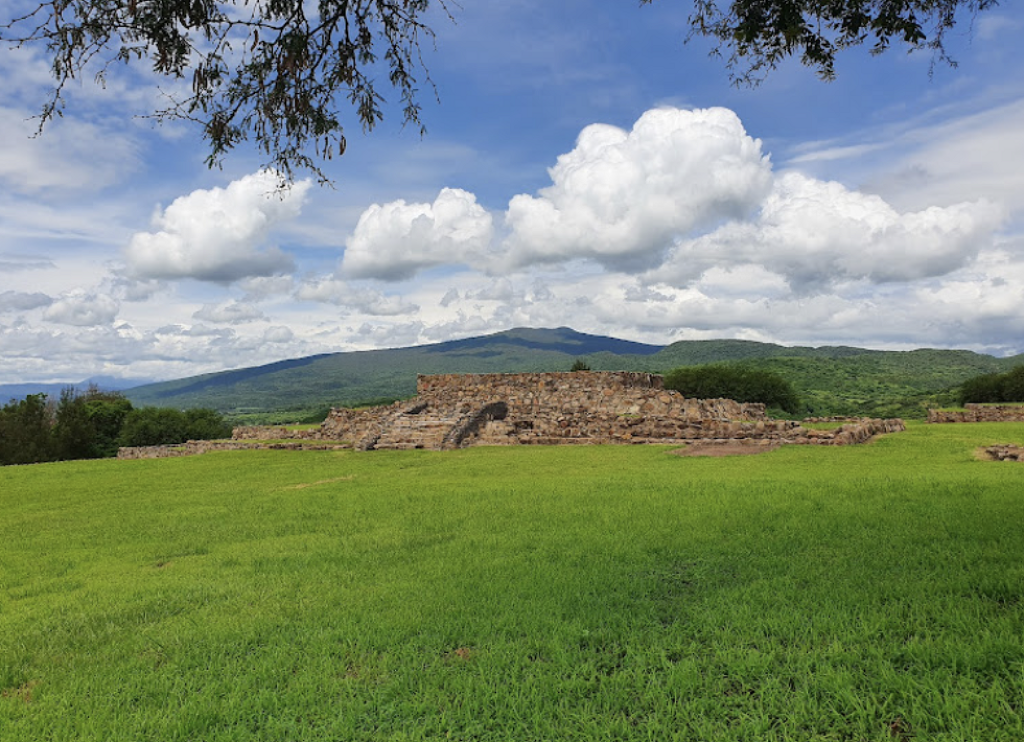 Zona arqueológica de Huandacareo-2