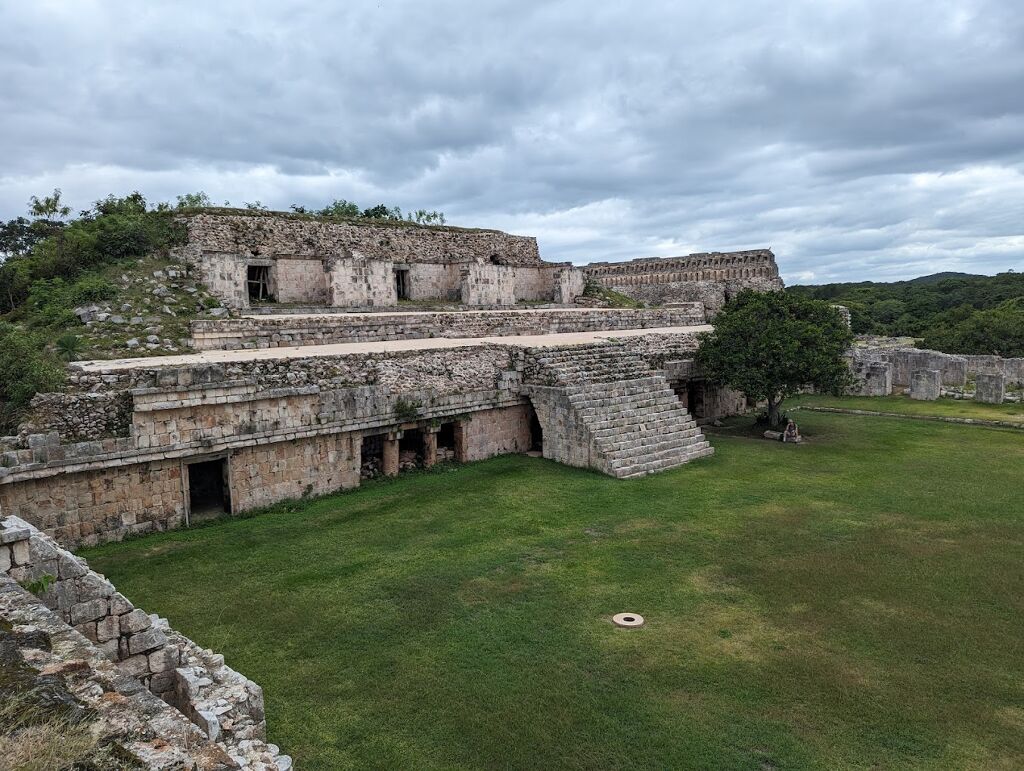 Zona arqueológica de Kabah-2