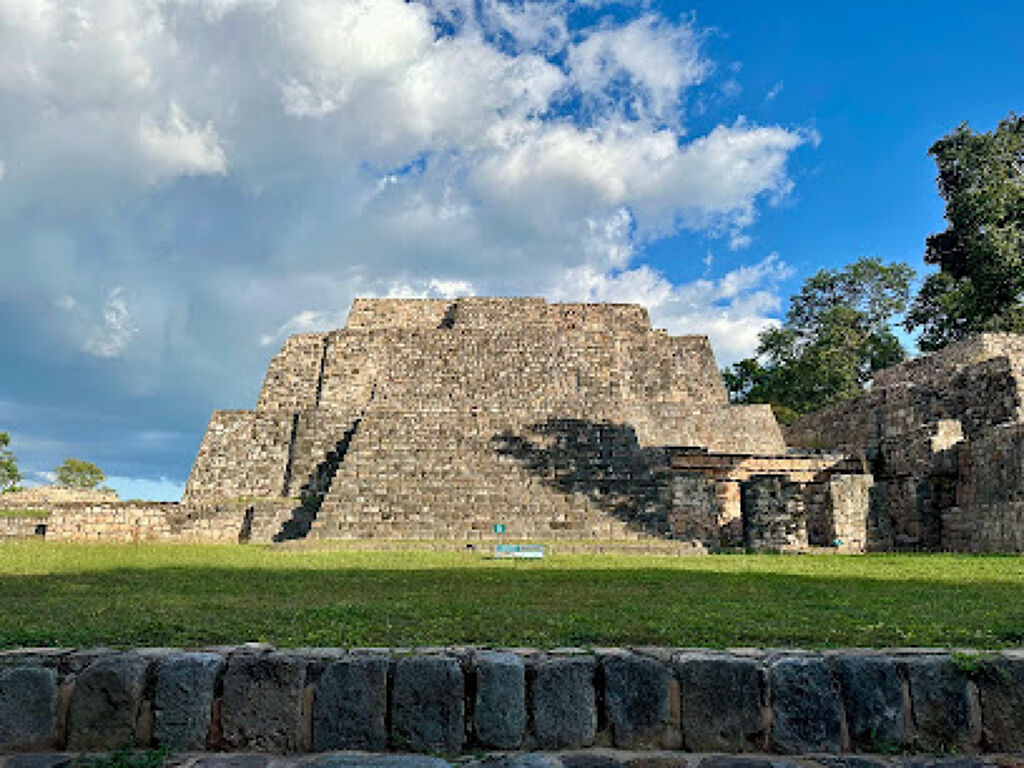 Zona arqueológica de Oxkintok-2