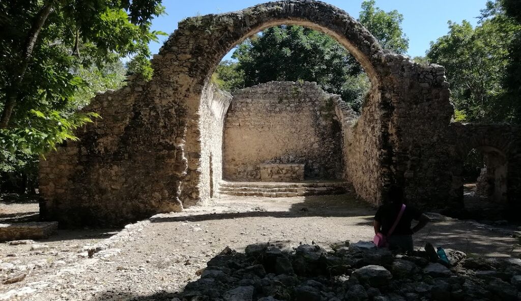 Zona arqueológica de Oxtankah-3