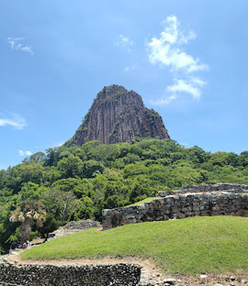 Zona arqueológica de Quiahuiztlán-3