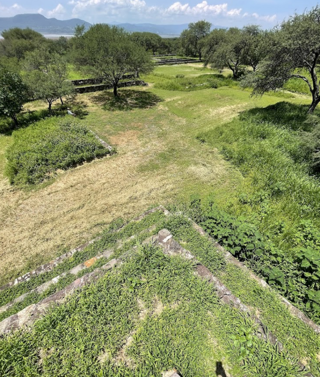 Zona arqueológica de Tres Cerritos-2