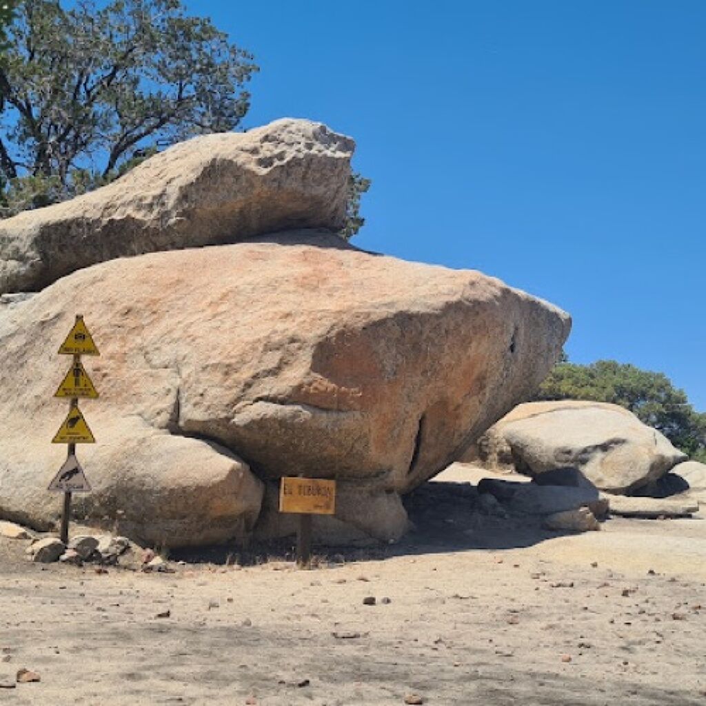 Zona Arqueológica El Vallecito-1